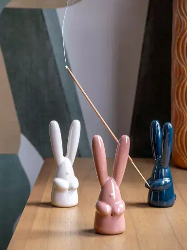 Lladro Bunny Porcelain Figurine - Pink | Thumbnail 10 Lladro Bunny Porcelain Figurine - Pink | Thumbnail 10