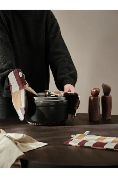 FERM LIVING Section Pot Holder Set Of 2 | Thumbnail 4