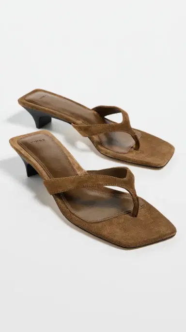 Vince San Juan Thong Sandals Elmwood | Thumbnail 5
