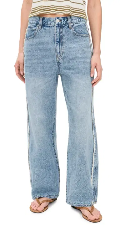 FRAME The Crochet Bow Crop Jeans Aura | Thumbnail 1 FRAME The Crochet Bow Crop Jeans Aura | Thumbnail 1