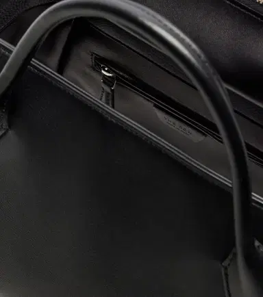 The Row Terrasse Medium leather top-handle bag | Thumbnail 4
