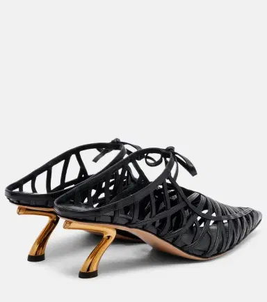 Ferragamo Cirry leather mules | Thumbnail 2