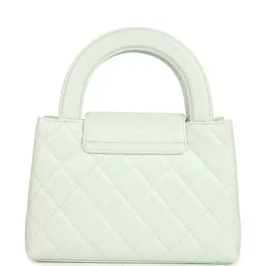 Chanel Chanel Small Kelly Shopper Mint Shiny Lambskin Brushed Gold Hardware | Thumbnail 4