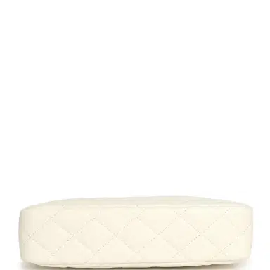 Chanel Chanel Small Quilted Clutch Bag with Chain Strap White Caviar Silver Hardware | Thumbnail 6 Chanel Chanel Small Quilted Clutch Bag with Chain Strap White Caviar Silver Hardware | Thumbnail 6