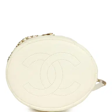 Chanel Pre-owned Chanel Mini Pearl Top Handle Bucket Bag White Calfskin Antique Gold Hardware | Thumbnail 6 Chanel Pre-owned Chanel Mini Pearl Top Handle Bucket Bag White Calfskin Antique Gold Hardware | Thumbnail 6