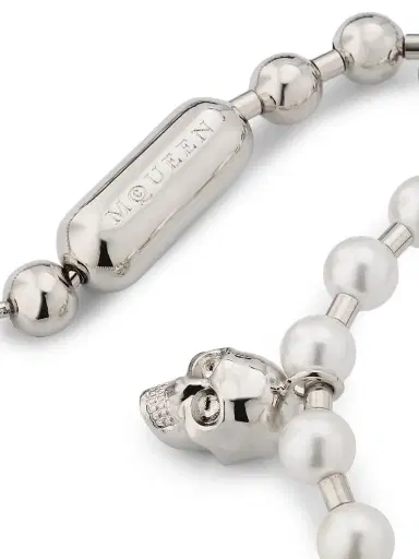 Alexander McQueen Women's Skull Pearl-Embellished Ball Chain Belt - Pearl | Thumbnail 4 Alexander McQueen Women's Skull Pearl-Embellished Ball Chain Belt - Pearl | Thumbnail 4