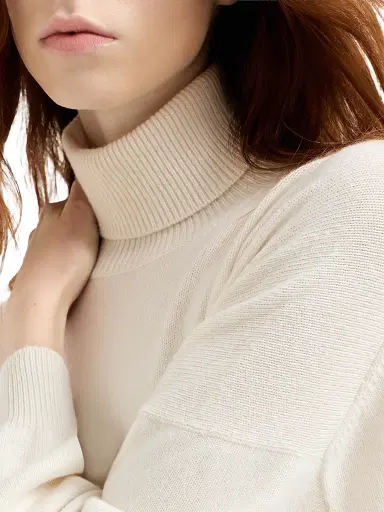 Brunello Cucinelli Women's Cashmere Turtleneck Sweater with Monili - Butter - Size Medium | Thumbnail 5