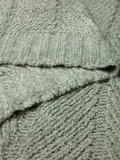 Barefoot Dreams CozyChic Shine Herringbone Blanket | Thumbnail 4 Barefoot Dreams CozyChic Shine Herringbone Blanket | Thumbnail 4