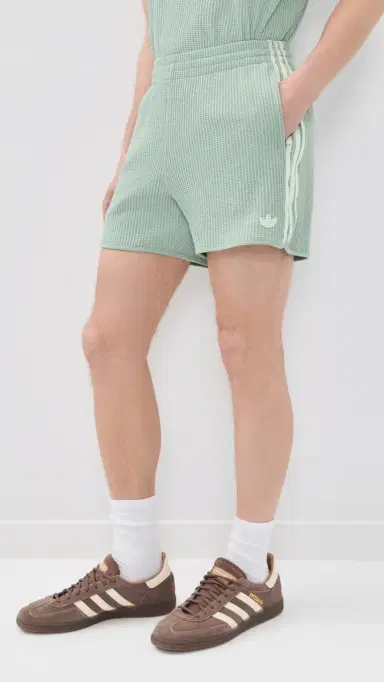 Adidas printer Shorts 5 Wonder age | Thumbnail 2