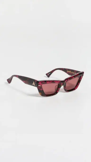 Le Specs x Alemais Lucia Sunglasses | Thumbnail 4 Le Specs x Alemais Lucia Sunglasses | Thumbnail 4