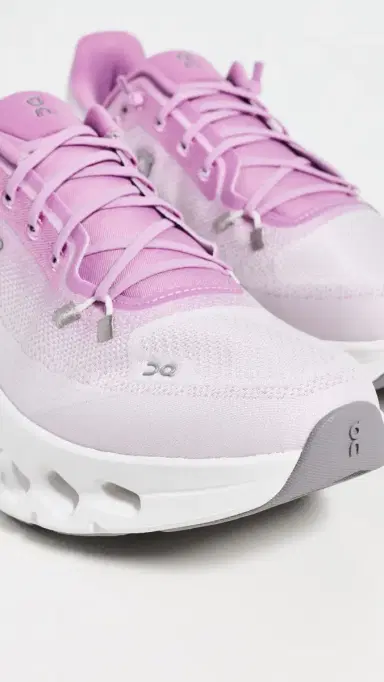 ON Cloudtilt Sneakers Bloom/Sakura 9 | Thumbnail 6