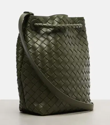 Bottega Veneta Andiamo Intrecciato Small leather bucket bag | Thumbnail 2 Bottega Veneta Andiamo Intrecciato Small leather bucket bag | Thumbnail 2