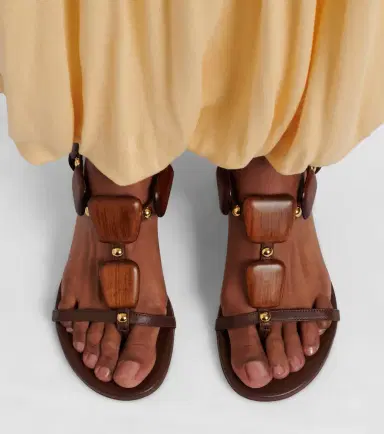 Gianvito Rossi Munduk embellished leather sandals | Thumbnail 6