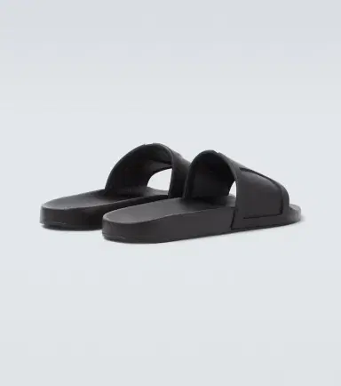 Valentino Garavani VLogo slides | Thumbnail 2