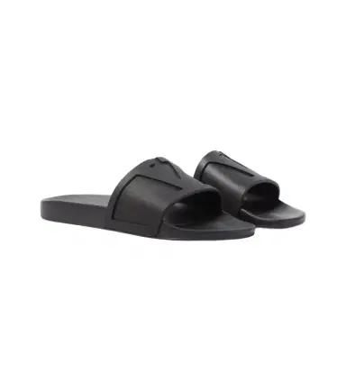 Valentino Garavani VLogo slides | Thumbnail 1