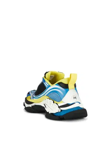 Balenciaga Triple S2 | Thumbnail 3 Balenciaga Triple S2 | Thumbnail 3