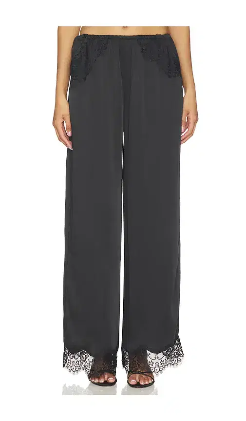 Sophia Pant