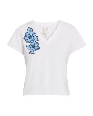 Cinq à Sept Floral Appliqué V-Neck Tee | Thumbnail 1 Cinq à Sept Floral Appliqué V-Neck Tee | Thumbnail 1
