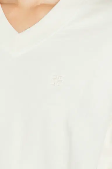 ÉTERNE Cropped V Neck Sweatshirt | Thumbnail 5