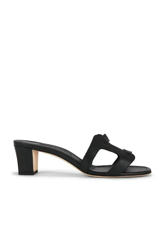 Manolo Blahnik Grellanu 50 Sandal