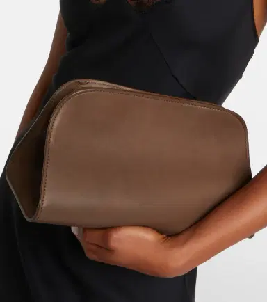 The Row Peggy Small leather clutch | Thumbnail 7 The Row Peggy Small leather clutch | Thumbnail 7