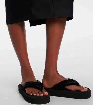 Balenciaga Cushy fringed satin platform thong sandals | Thumbnail 5