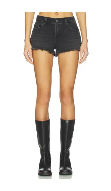 Levi's Low Short | Thumbnail 1 Levi's Low Short | Thumbnail 1