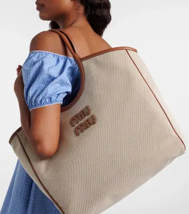 Miu Miu Ivy leather-trimmed canvas shopper | Thumbnail 6