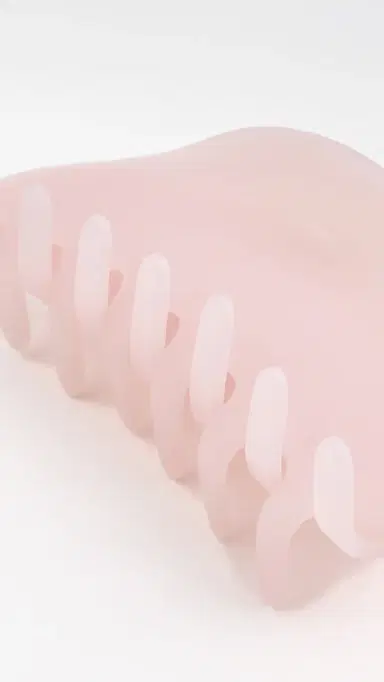 Emi Jay Half Moon Clip Pink Smoke One Size | Thumbnail 4