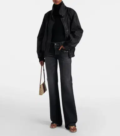 Gucci Vittoria GG canvas thong sandals | Thumbnail 5 Gucci Vittoria GG canvas thong sandals | Thumbnail 5