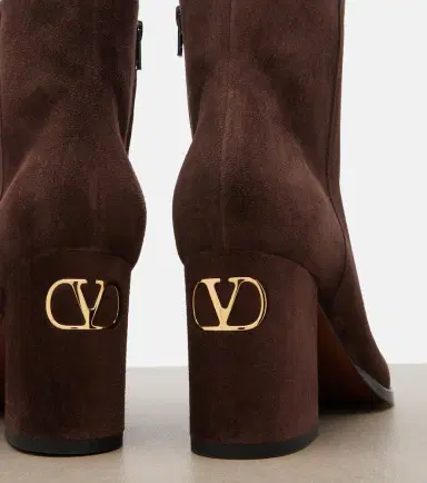 Valentino Garavani Fawcette VLogo suede ankle boots | Thumbnail 3 Valentino Garavani Fawcette VLogo suede ankle boots | Thumbnail 3