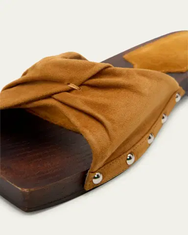NODALETO Bulla Mellow Suede Clogs | Thumbnail 3