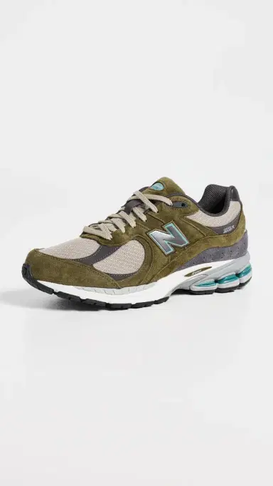 New Balance 2002R Sneakers Brown/Brown 9 | Thumbnail 2