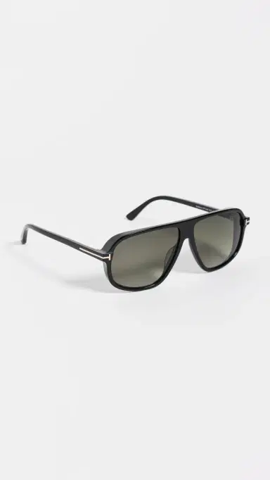 Tom Ford Guillaume Sunglasses Shiny Black/Gradient Smoke One Size | Thumbnail 5 Tom Ford Guillaume Sunglasses Shiny Black/Gradient Smoke One Size | Thumbnail 5