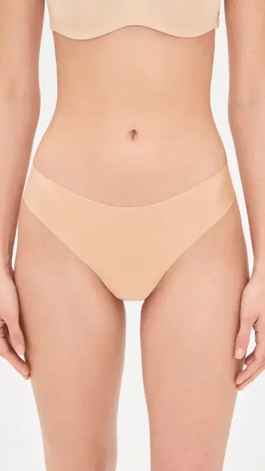 Commando Butter Mid Rise Thong Beige | Thumbnail 2