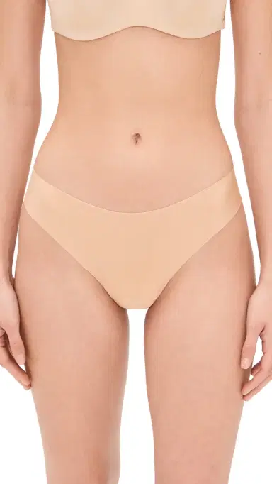 Commando Butter Mid Rise Thong Beige | Thumbnail 5