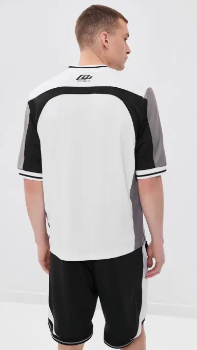 Off-White OWR Soccer Jersey | Thumbnail 3 Off-White OWR Soccer Jersey | Thumbnail 3