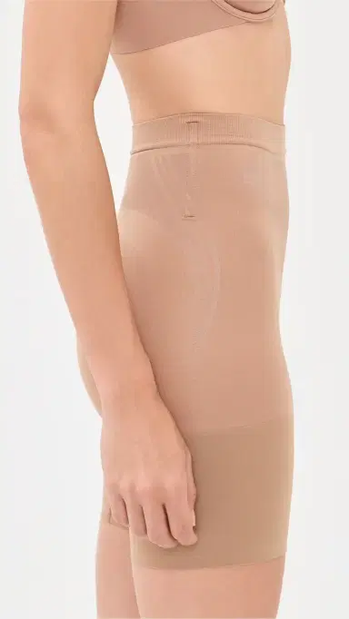SPANX sculpt GoFigure Mid Thigh Shorts Cinnamon | Thumbnail 4