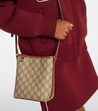 Gucci GG Emblem Small bucket bag | Thumbnail 5