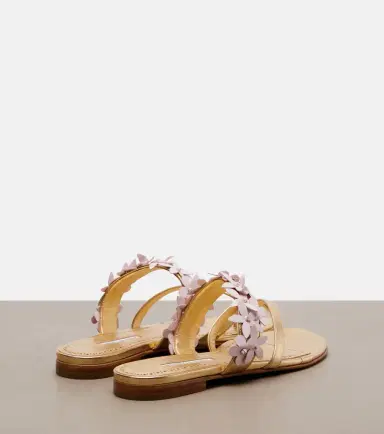 Manolo Blahnik Fiosa appliqué leather thong sandals | Thumbnail 3