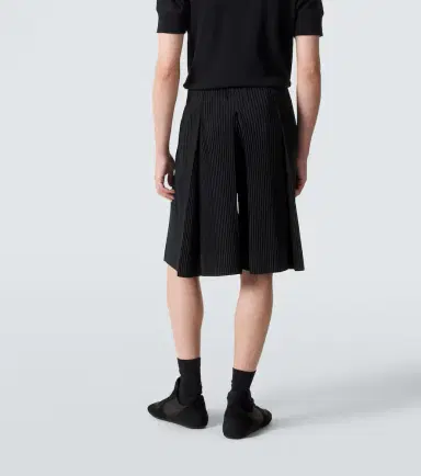 Homme Plissé Issey Miyake Homme Plissé Issey iyake Tailored Pleats 2 Bermuda shorts | Thumbnail 3 Homme Plissé Issey Miyake Homme Plissé Issey iyake Tailored Pleats 2 Bermuda shorts | Thumbnail 3
