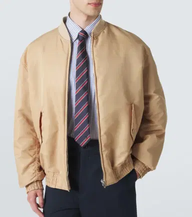 Valentino Garavani VLogo striped silk twill jacquard tie | Thumbnail 3 Valentino Garavani VLogo striped silk twill jacquard tie | Thumbnail 3