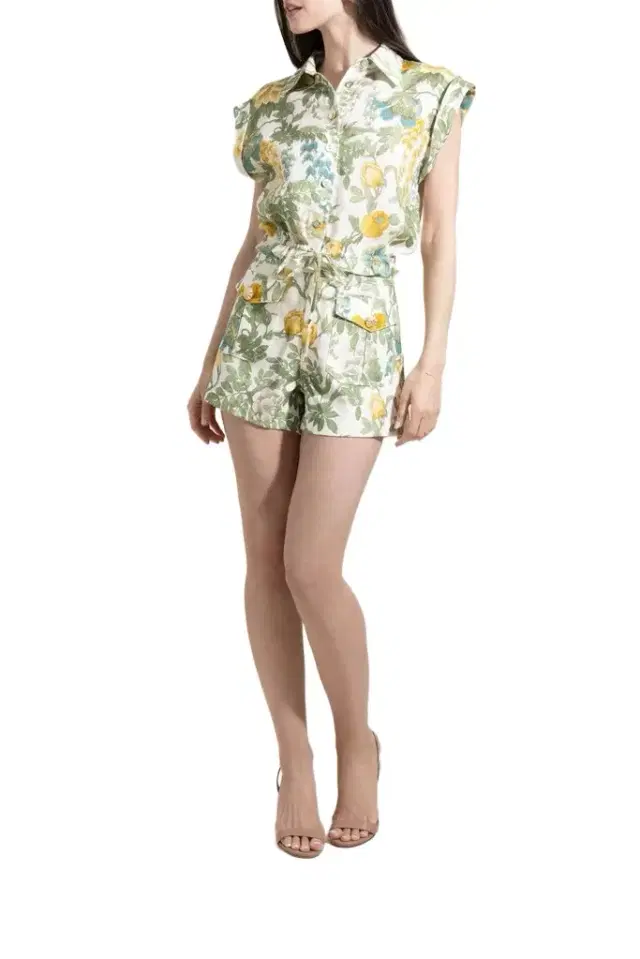 Xenia Short