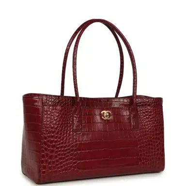 Chanel Chanel Small Cerf Shopping Bag Burgundy Croc Embossed Calfskin Gold Hardware | Thumbnail 2