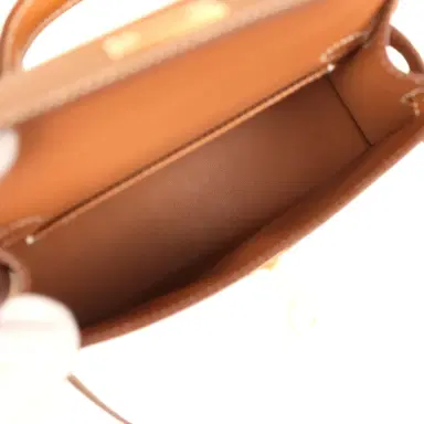 HERMÈS Hermes Kelly Sellier 20 Gold Epsom Gold Hardware | Thumbnail 8 HERMÈS Hermes Kelly Sellier 20 Gold Epsom Gold Hardware | Thumbnail 8