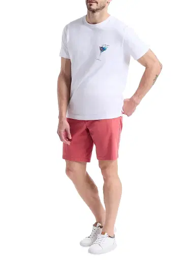 Robert Graham Men's Wavy Sips Graphic T-Shirt | Thumbnail 2 Robert Graham Men's Wavy Sips Graphic T-Shirt | Thumbnail 2