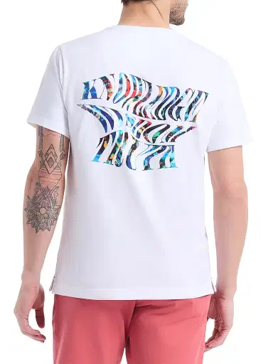 Robert Graham Men's Wavy Sips Graphic T-Shirt | Thumbnail 5 Robert Graham Men's Wavy Sips Graphic T-Shirt | Thumbnail 5