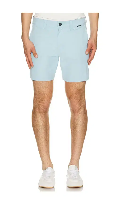 Wanderlust 7 Short