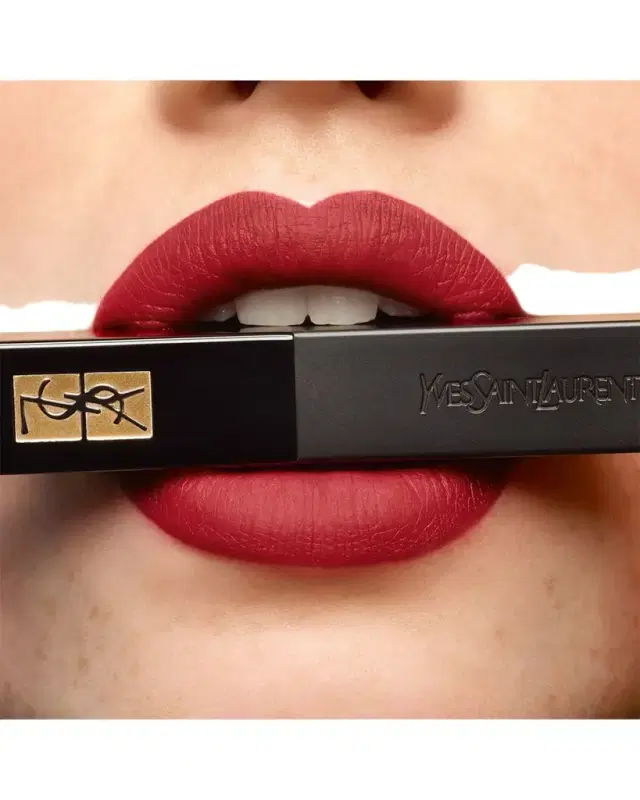 Yves Saint Laurent Beaute The Slim Velvet Radical
