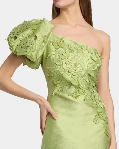 BADGLEY MISCHKA One-Shoulder Pebble Gazar Column Gown | Thumbnail 5